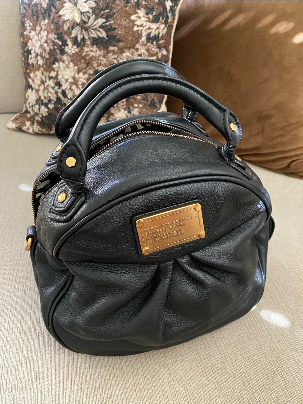 Marc Jacobs purse - Picture 3 of 6